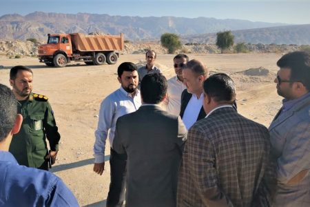 بازدید مشترک فرماندار و فرمانده سپاه شهرستان عسلویه از پروژه های عمرانی چاه مبارک